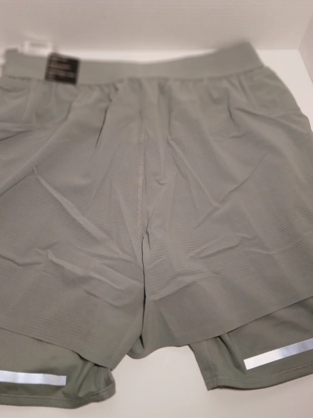 New Adidas ULTIMATE RUNNING REFLECTIVE 2-IN-1 SHORTS Medium